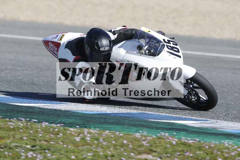 /Archiv-2024/02 29.01.-02.02.2024 Moto Center Thun Jerez/Gruppe schwarz-black/185